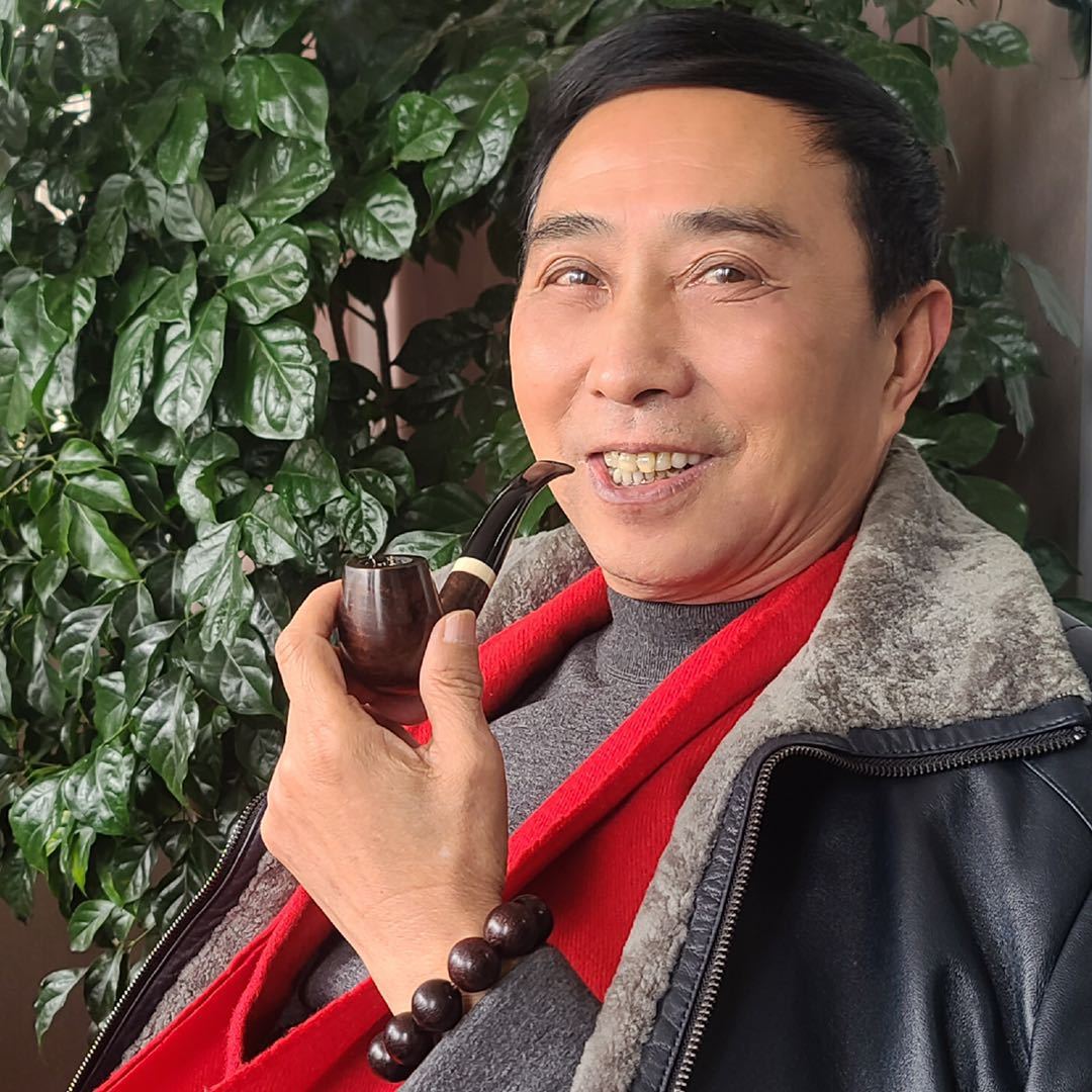 吴俊伯艺术展销店铺